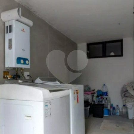 Casa à venda com 4 quartos, sendo 2 suítes, em Vila Gumercindo, São Paulo, SP