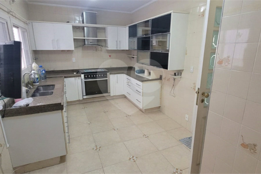 Sobrado à venda com 4 quartos, sendo 2 suítes, em Tucuruvi, São Paulo, SP