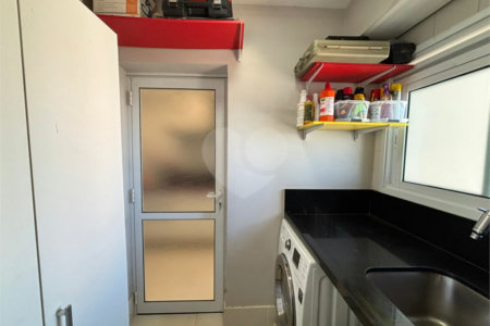 Apartamento à venda com 3 quartos, sendo 1 suíte,  em Santo Amaro, São Paulo, SP