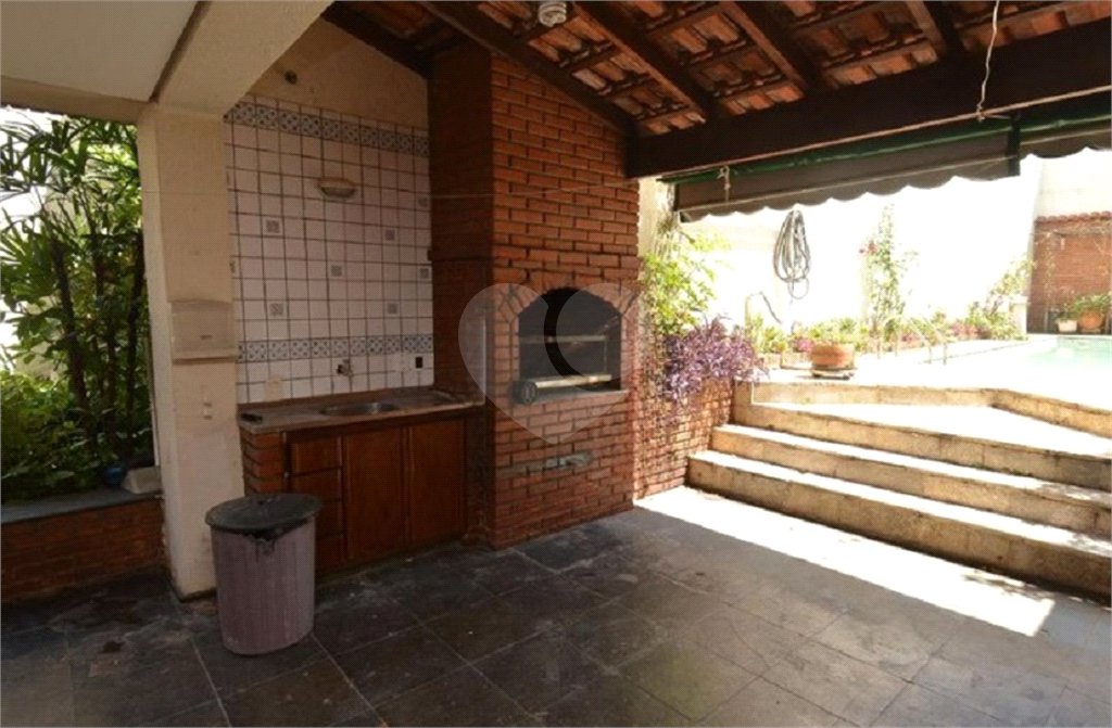 Casa à venda com 5 quartos, sendo 2 suítes, em Vila Galvão, Guarulhos, SP