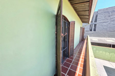 Casa à venda com 3 quartos, sendo 1 suíte, em Ferreira, São Paulo, SP