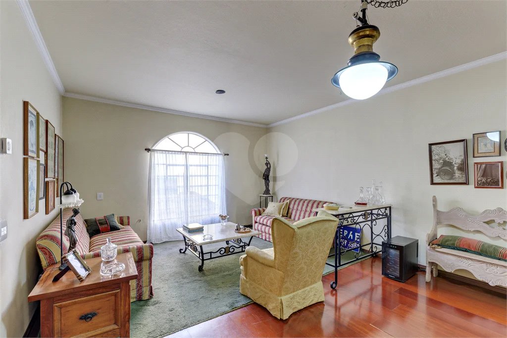 Sobrado à venda com 3 quartos, sendo 1 suíte, em Jardim Prudência, São Paulo, SP