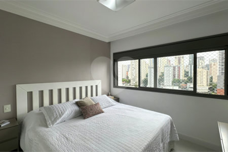 Apartamento à venda com 3 suítes em Jardim Prudência, São Paulo, SP