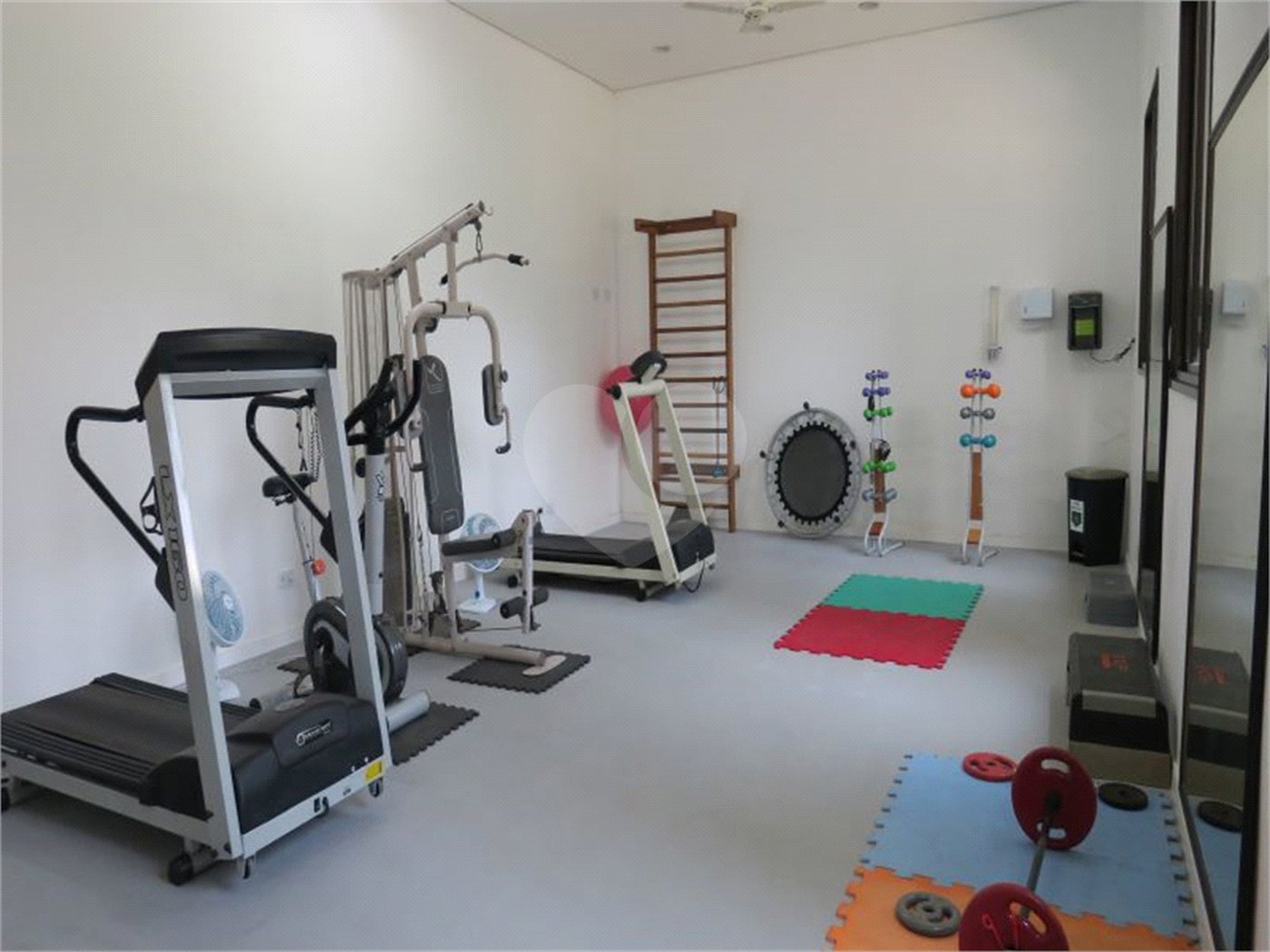 Apartamento à venda com 4 quartos, sendo 3 suítes,  em Jardim Monte Kemel, São Paulo, SP