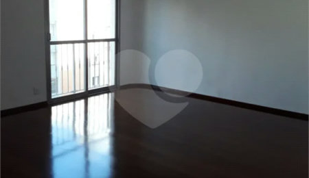 Apartamento à venda com 4 quartos, sendo 1 suíte,  em Bom Retiro, São Paulo, SP