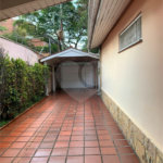 Casa à venda com 3 quartos, sendo 1 suíte, em Interlagos, São Paulo, SP
