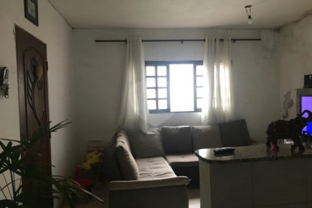 Casa Térrea à venda com 2 quartos, sendo 1 suíte, no Centro, Bom Jesus dos Perdões, SP