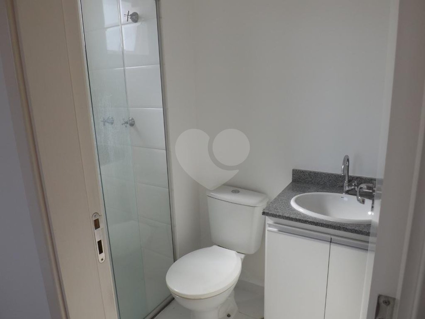 Apartamento à venda com 3 quartos, sendo 1 suíte, em Cidade São Francisco, São Paulo, SP