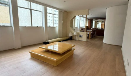 Triplex à venda ou para alugar com 3 suítes em Vila Suzana, São Paulo, SP