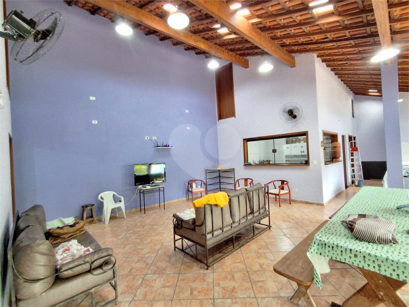 Chácara à venda com 4 quartos, sendo 2 suítes,  no Centro, Araçoiaba da Serra, SP
