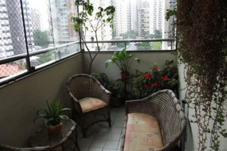 Apartamento à venda com 3 quartos, sendo 1 suíte, em Vila Andrade, São Paulo, SP
