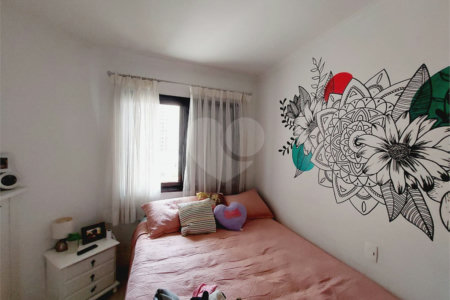 Apartamento à venda com 3 quartos, sendo 1 suíte, em Alto da Lapa, São Paulo, SP