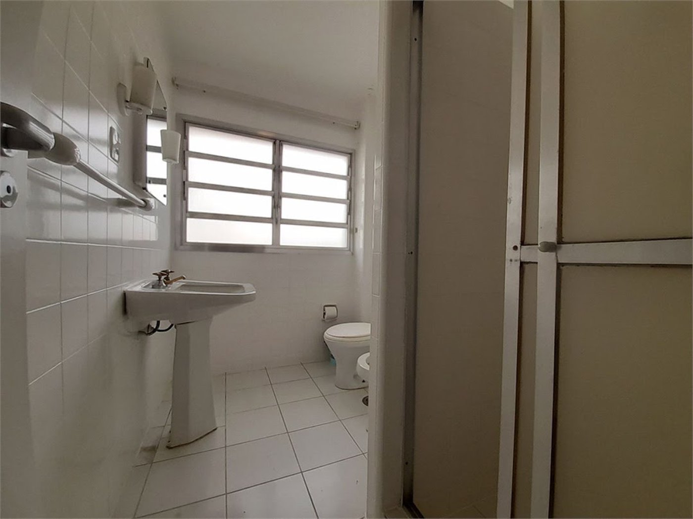 Apartamento Residencial à venda, Pitangueiras, Guarujá - AP0163.