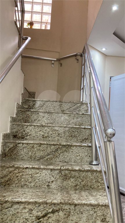Sobrado à venda com 3 quartos, sendo 1 suíte, em Jardim Santa Beatriz, Guarulhos, SP