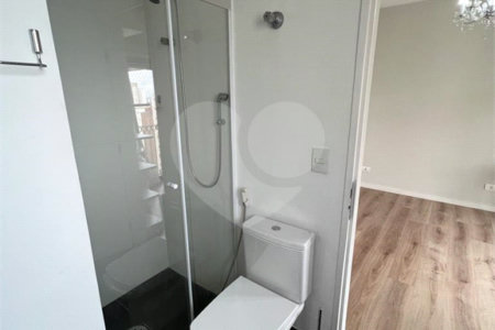 Apartamento à venda com 3 quartos, sendo 2 suítes,  em Vila Suzana, São Paulo, SP