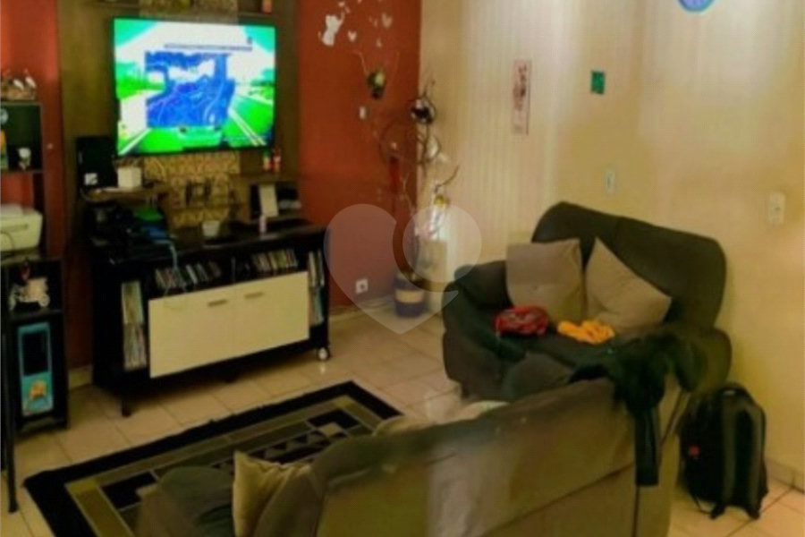 Sobrado à venda com 4 quartos, sendo 1 suíte, em Jaraguá, São Paulo, SP