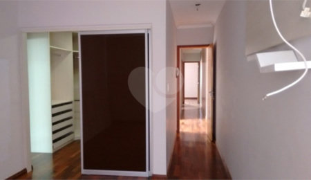 Sobrado à venda com 3 quartos, sendo 1 suíte,  em Vila Antonina, São Paulo, SP
