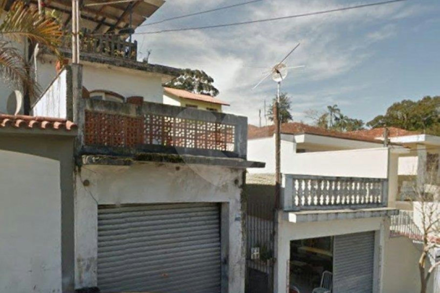 Casa à venda com 4 quartos, sendo 2 suítes,  em Horto Florestal, São Paulo, SP