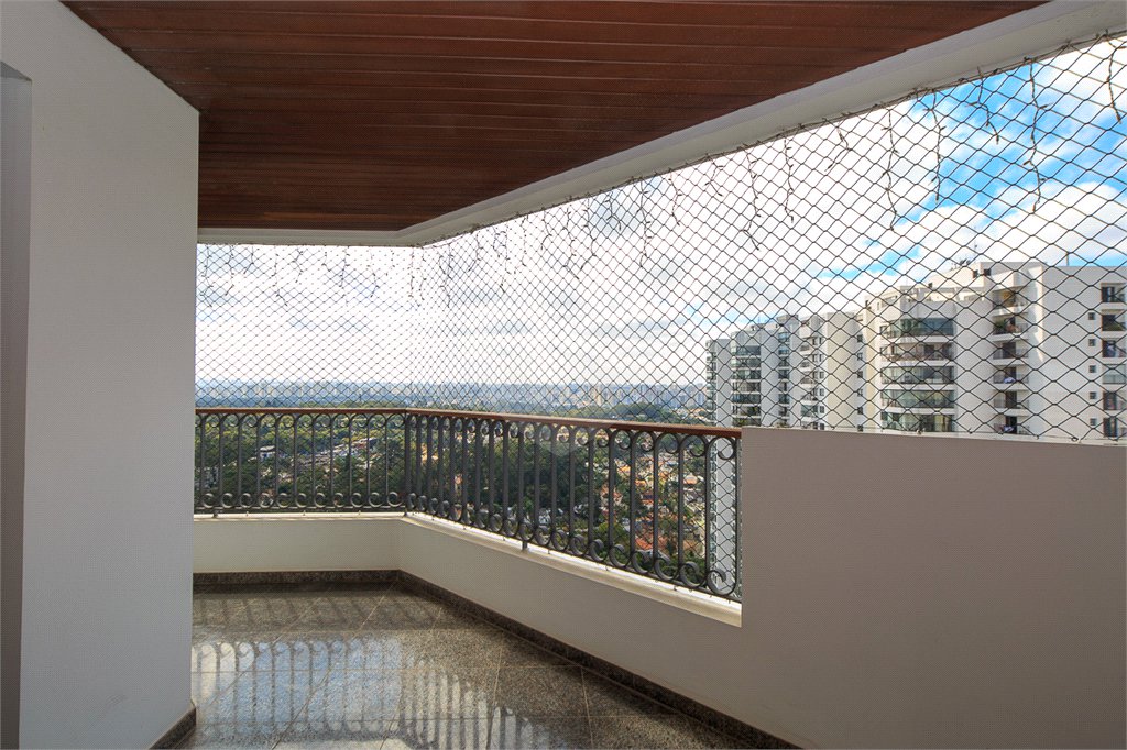 Cobertura à venda com 5 quartos, sendo 4 suítes, em Jardim Marajoara, São Paulo, SP