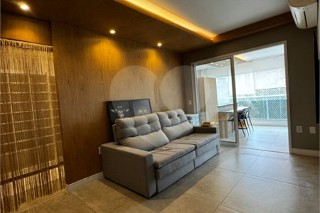 Apartamento à venda com 2 quartos, sendo 1 suíte, em Água Branca, São Paulo, SP