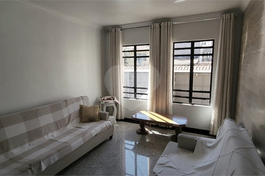 Casa à venda com 4 quartos, sendo 1 suíte, em Parada Inglesa, São Paulo, SP