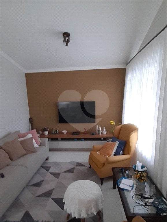 Casa à venda com 3 quartos, sendo 1 suíte, em Vila Helena, Atibaia, SP