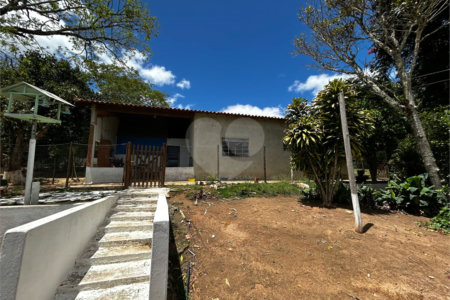 Sítio à venda com 2 quartos em Área Rural de Varginha, Itapetininga, SP