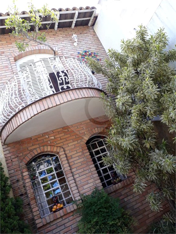 Sobrado à venda com 4 quartos, sendo 1 suíte,  em Rio Pequeno, São Paulo, SP