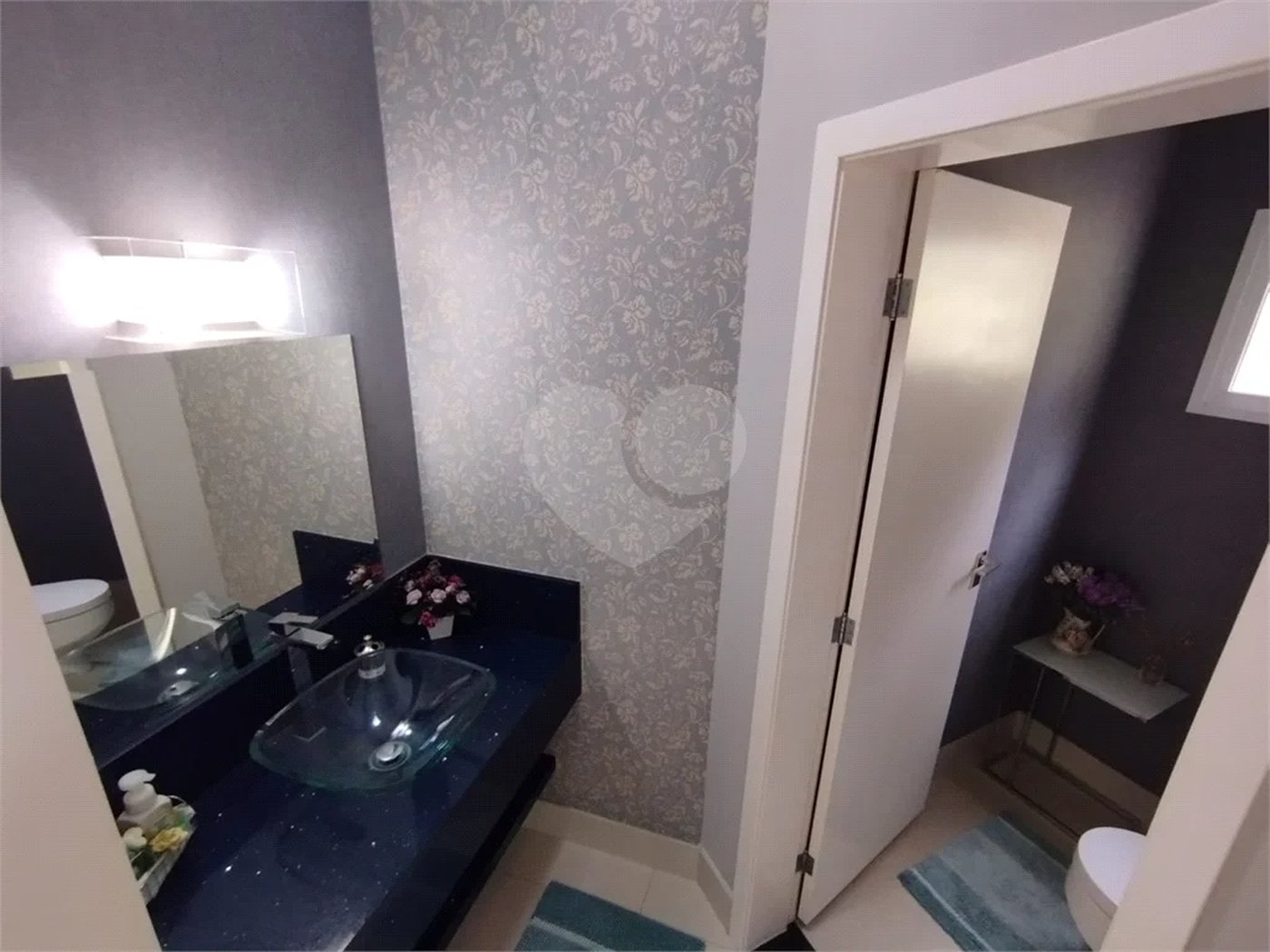 Casa à venda com 5 quartos, sendo 3 suítes, no condomínio Ibiaram 1, Itupeva - SP