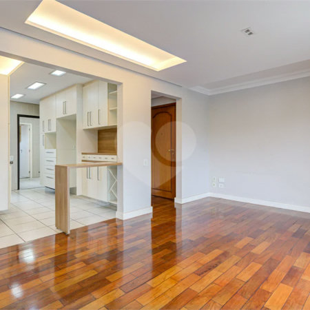 Apartamento para alugar com 3 quartos, sendo 1 suíte, em Chácara Santo Antônio, São Paulo, SP