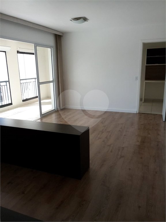Apartamento à venda com 3 quartos, sendo 1 suíte, em Vila Leopoldina, São Paulo, SP