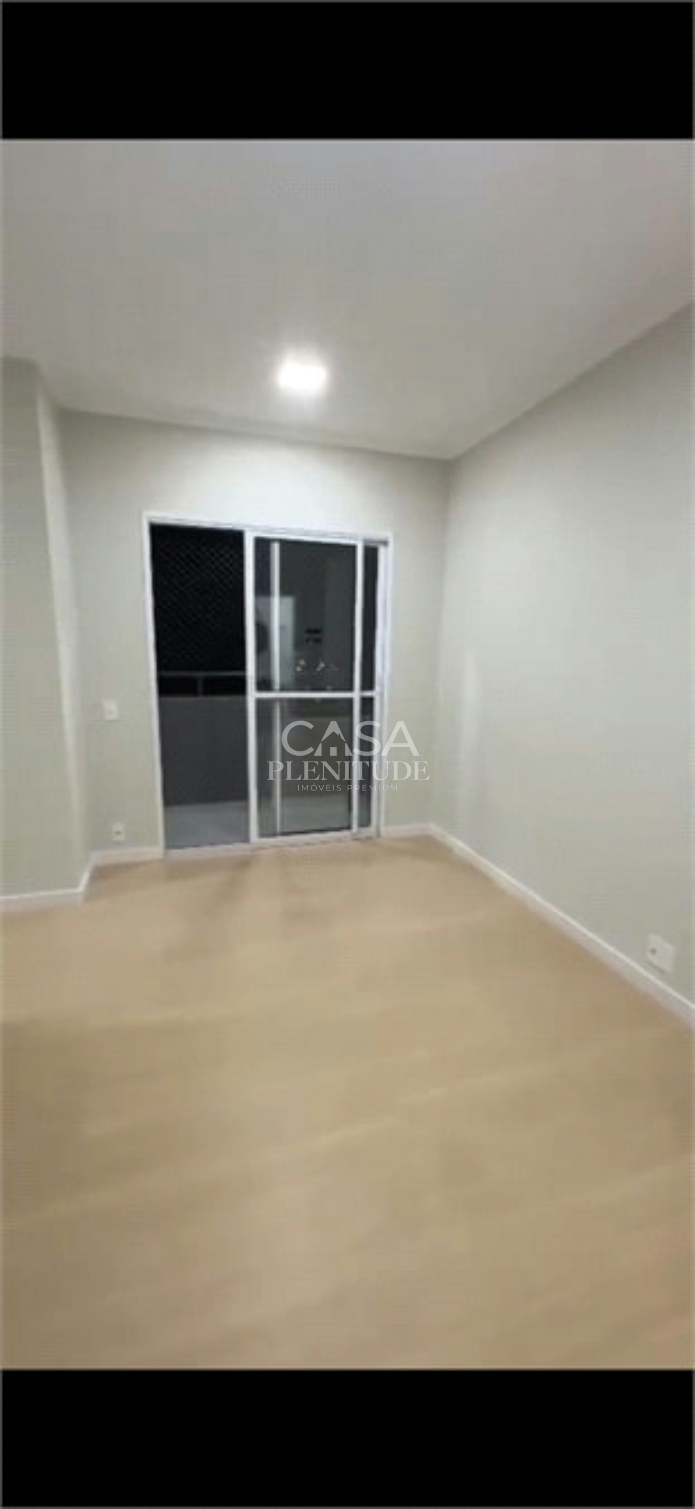 Apartamento à venda ou para alugar com 3 quartos, sendo 1 suíte,  em Jardim Santa Rosália, Sorocaba, SP