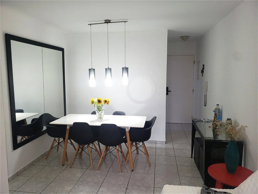 Apartamento à venda com 2 suítes em Vila Firmiano Pinto, São Paulo, SP