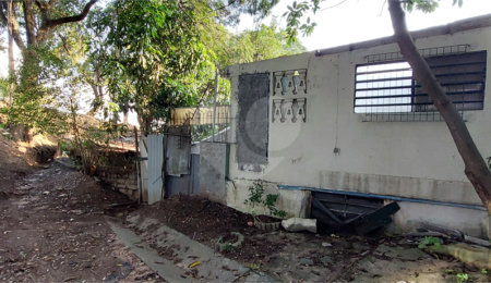 Terreno à venda em Parada Inglesa, São Paulo, SP
