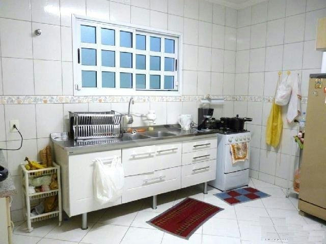 Sobrado à venda com 3 quartos, sendo 1 suíte,  em Parque Continental II, Guarulhos, SP