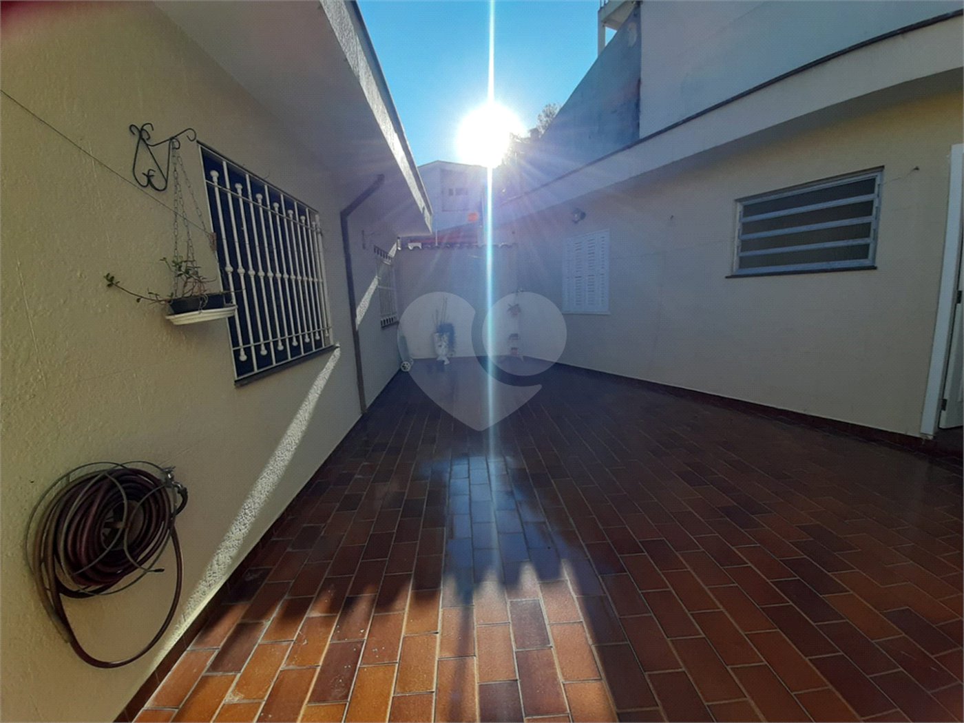 Casa à venda com 4 quartos, sendo 2 suítes, em Jardim Franca, São Paulo, SP