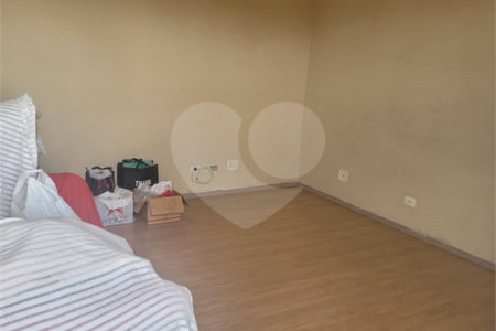 Apartamento à venda com 2 quartos em Vila Júlia, Poá, SP