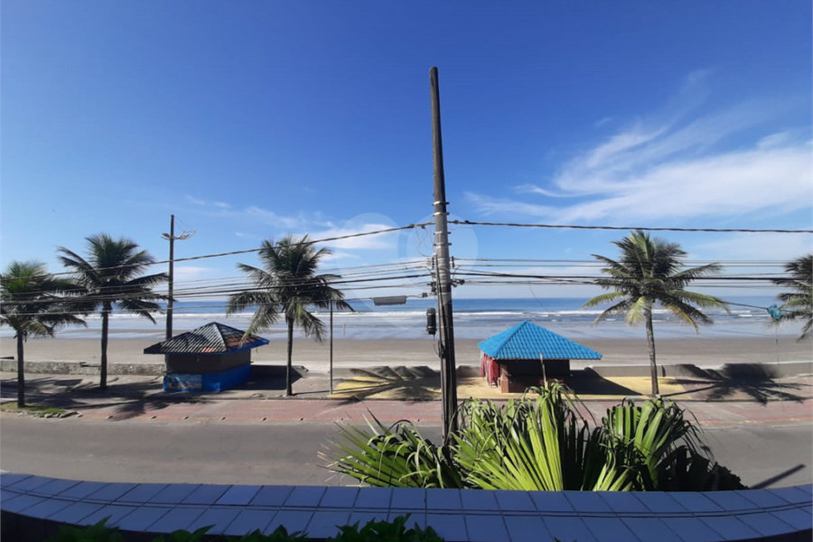Apartamento à venda com 2 quartos, sendo 1 suíte, em Vera Cruz, Mongaguá, SP