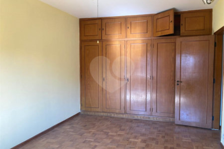 Sobrado para alugar com 4 quartos, sendo 2 suítes, em Alto da Boa Vista, São Paulo, SP