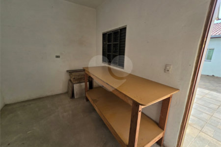 Casa à venda com 3 quartos em Vila Aparecida, Itapetininga, SP