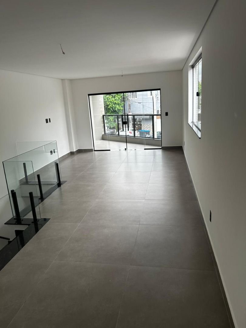 Casa com 3 dormitórios à venda, 290 m² por R$ 1.914.000,00 - Aparecida - Santos/SP