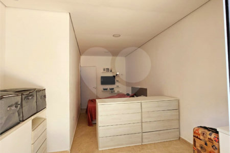 Casa à venda com 3 quartos, sendo 1 suíte,  no condomínio Residencial Rubi, Mogi das Cruzes - SP