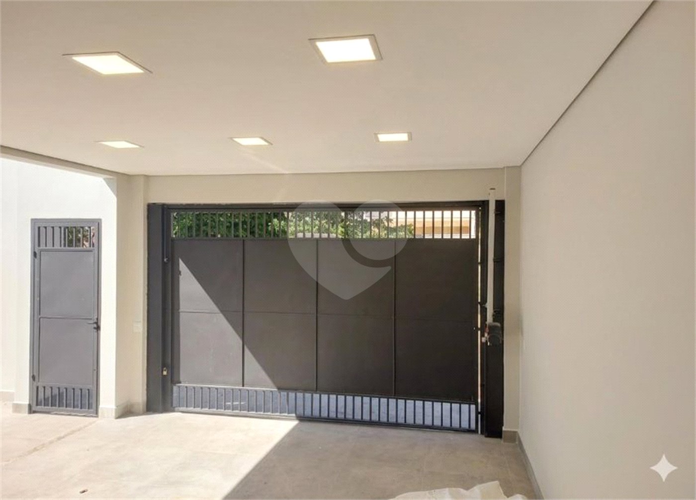 Casa Térrea à venda com 3 quartos, sendo 2 suítes, em Recanto das Primaveras I, Boituva, SP