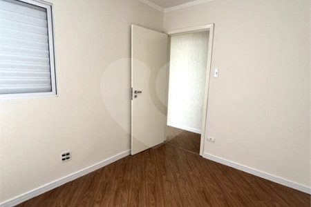 Sobrado à venda com 3 quartos, sendo 1 suíte, em Vila Invernada, São Paulo, SP