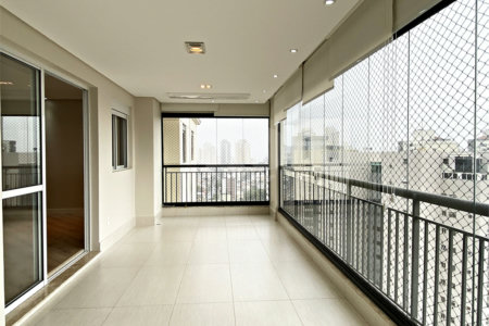 Apartamento à venda com 3 suítes em Santa Teresinha, São Paulo, SP