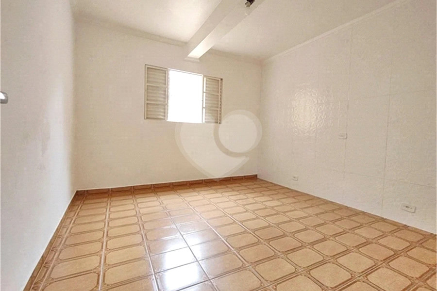 Casa Térrea à venda com 2 quartos em Vila Nivi, São Paulo, SP