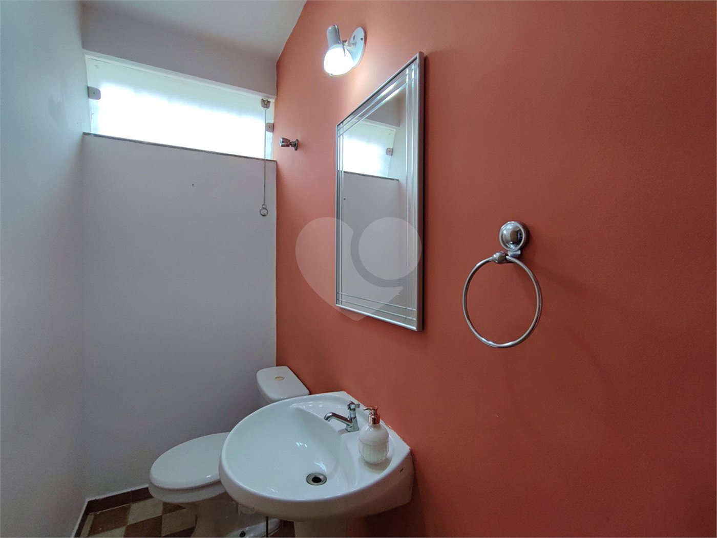 Casa para alugar com 4 quartos, sendo 2 suítes, no condomínio Comendador Elias Zarzur, São Paulo - SP