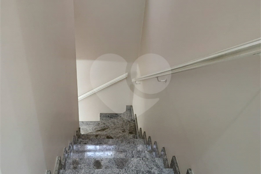 Sobrado à venda com 4 quartos, sendo 1 suíte,  em Vila Maria, São Paulo, SP