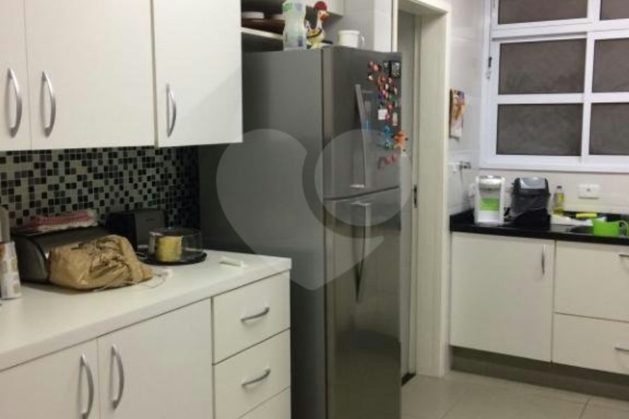 Apartamento à venda com 4 quartos, sendo 2 suítes, em Jardim América, São Paulo, SP