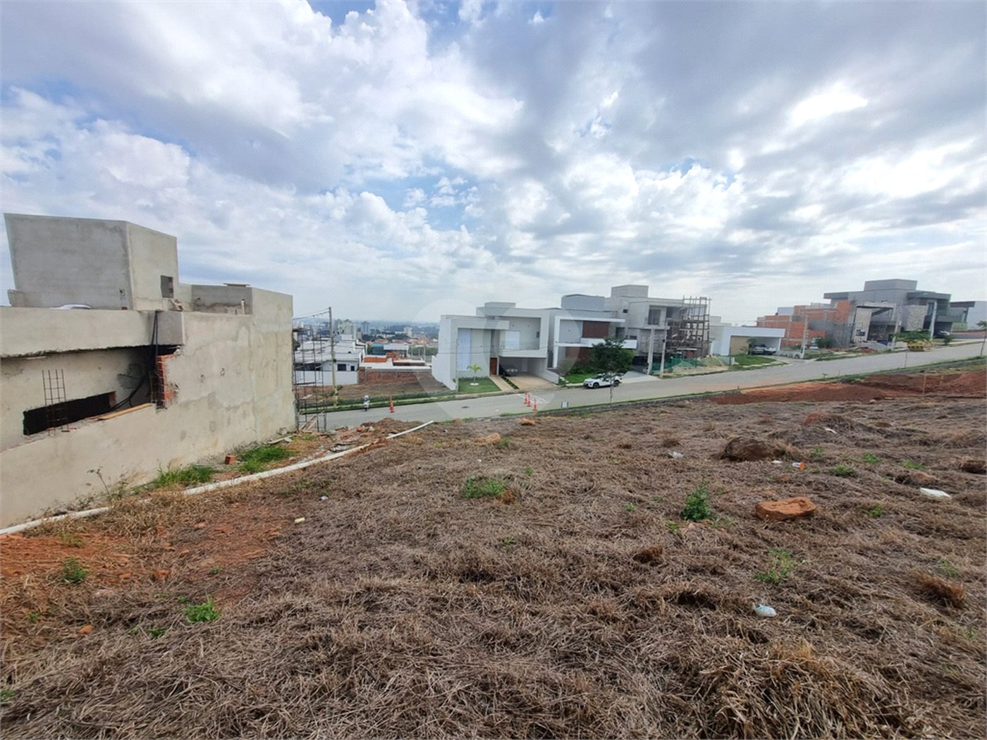 Terreno à venda no condomínio Pampulha, Sorocaba - SP